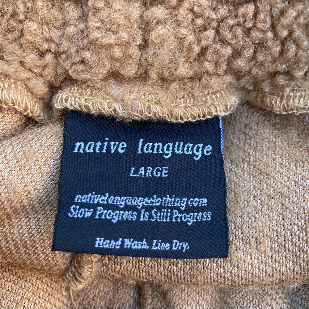 Native Language Sherpa Short - image 2